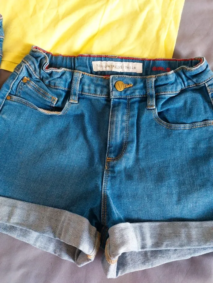 👗👖 Lot fille 12 ans – Haut Vertbaudet + short & jupe en jean Monoprix - photo numéro 2