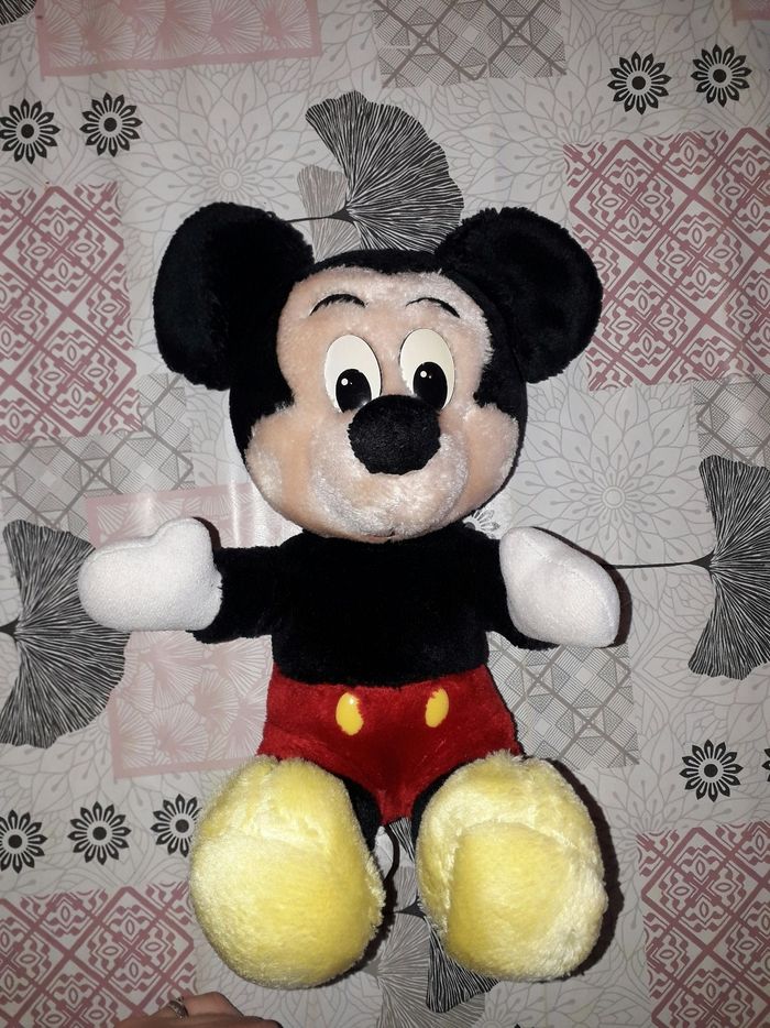 Peluche Mickey