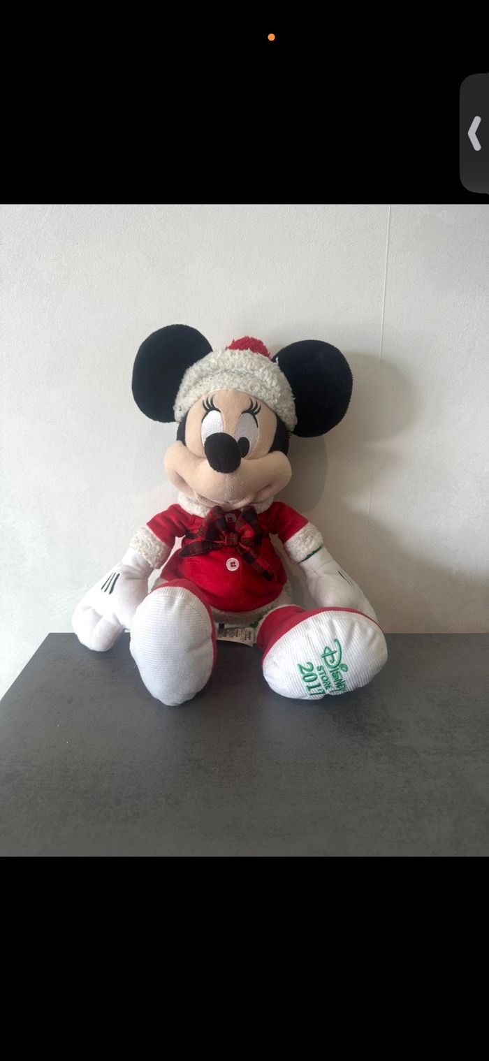 Lots peluches Disney