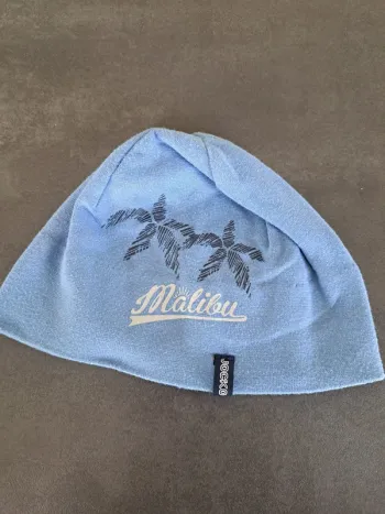 bonnet bleu ciel 2 ans