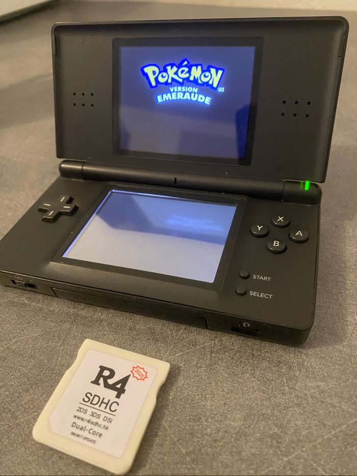 Carte R4 toute Nintendo ds full Pokémon - photo numéro 2