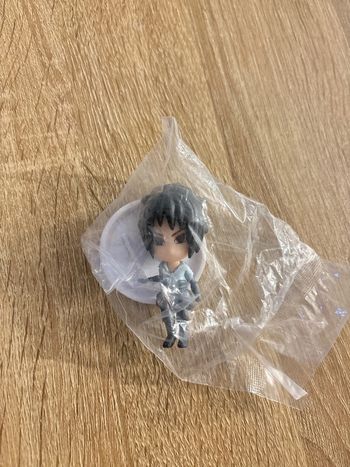 Figurine Naruto Sasuke neuve dans emballage