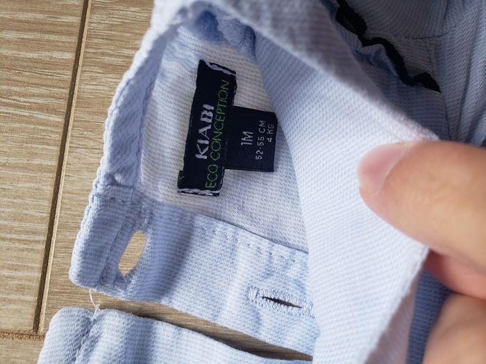 Chemise taille 1mois - photo numéro 2