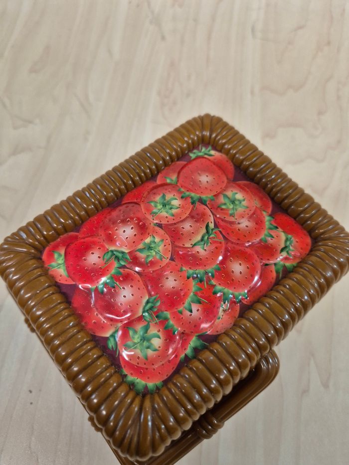 Boîte métal Tokyo Disney Resort : Panier de fraises Minnie - photo numéro 2