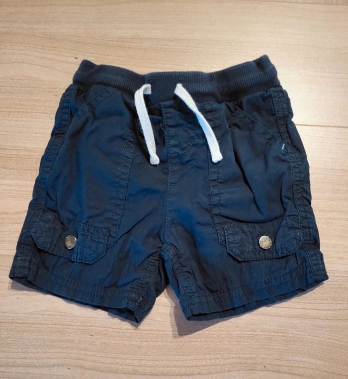 Short taille 18 mois (77-82 cm)