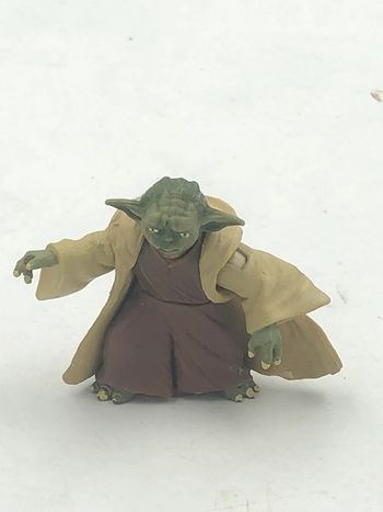 Figurine Star Wars Yoda articulé 5 cm LFL 2001 Hasbro