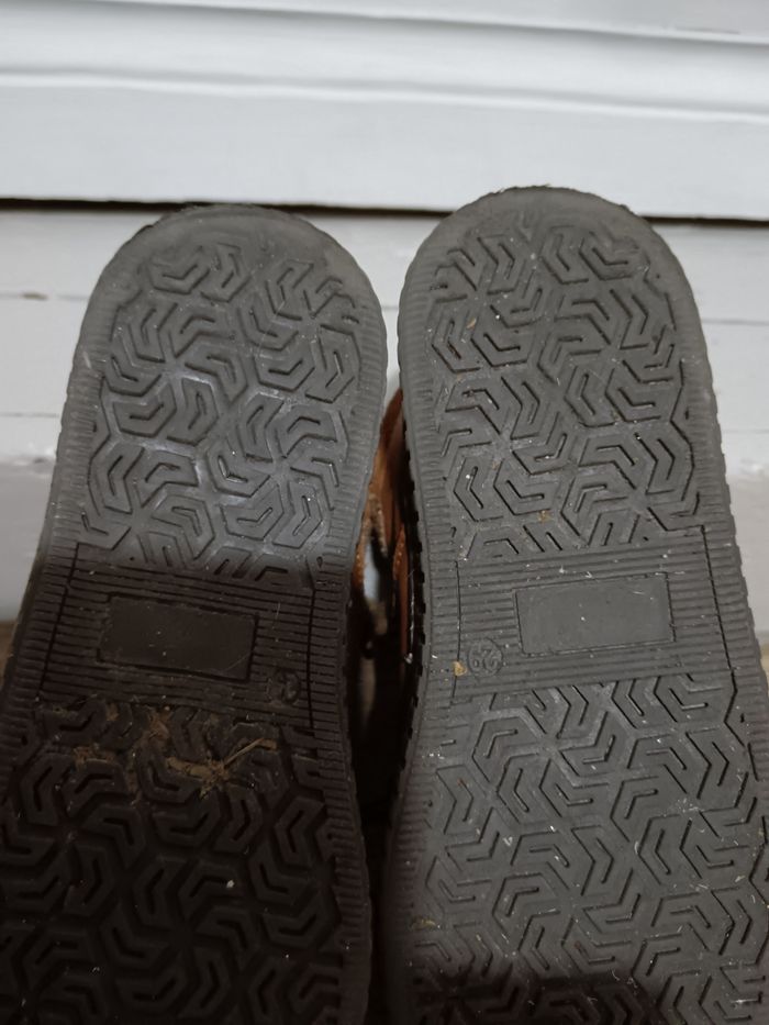 2 paires de chaussures, taille 29 - photo numéro 5