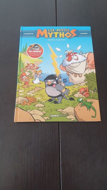 Les petits mythos Tome 1 Foudre à gratter