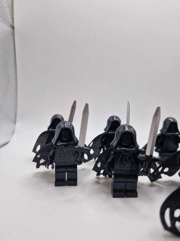 Figurines type lego Roi D'angmar et 8 Nazguls seigneur des anneaux - photo numéro 3