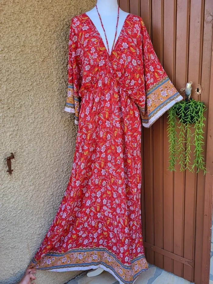 Robe longue bohème fleuri kaftan rouge multicolore shein taille 52