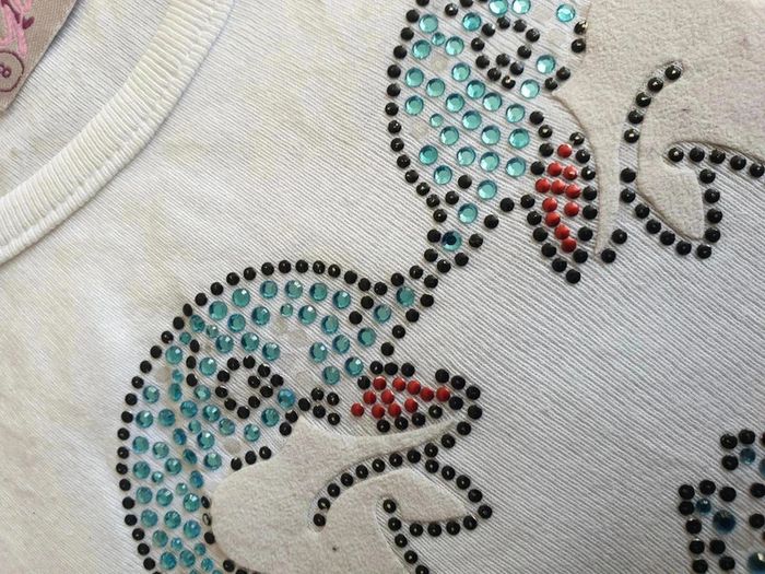 Tee shirt 8 ans dauphin Monaco Monte Carlo sequins - photo numéro 4