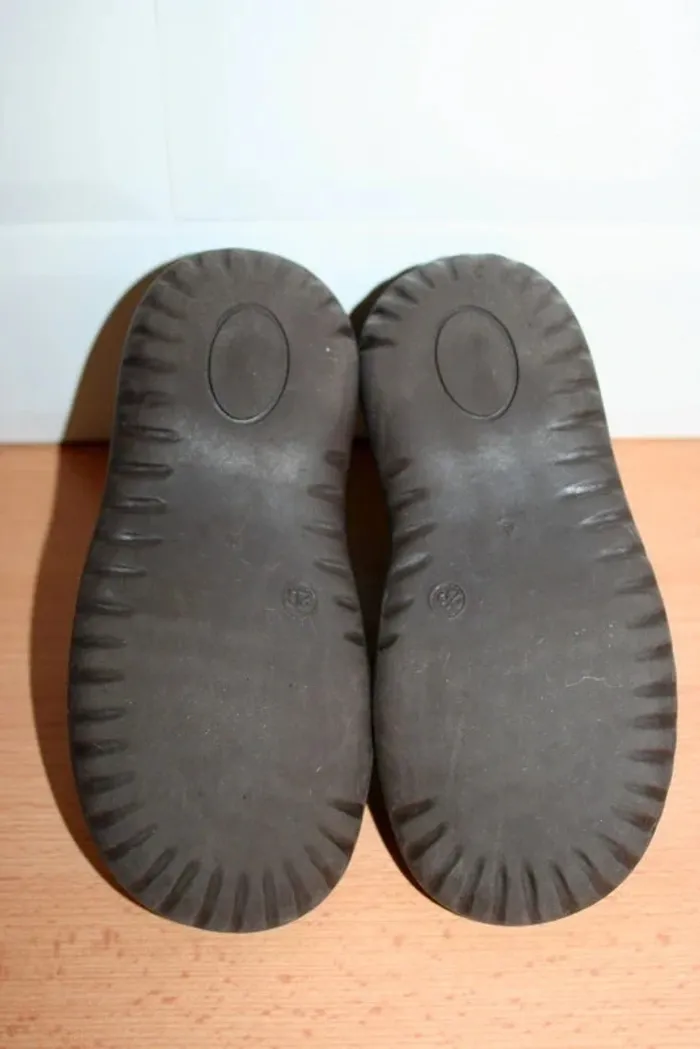 Bottines chocolat marque Miss, pointure 28, cuir véritable - photo numéro 5
