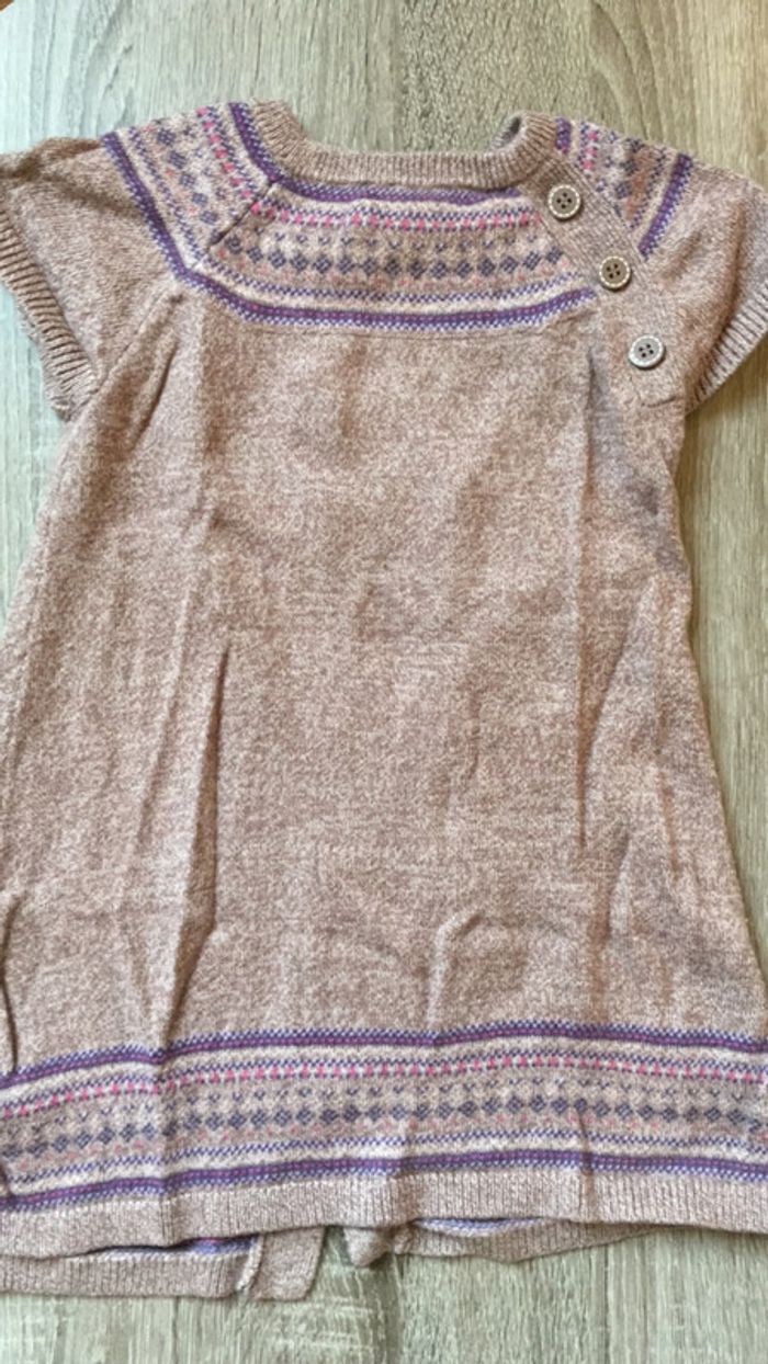 Jolie Robe longue manches courtes/ vieux rose et motifs/chaude/ 12mois