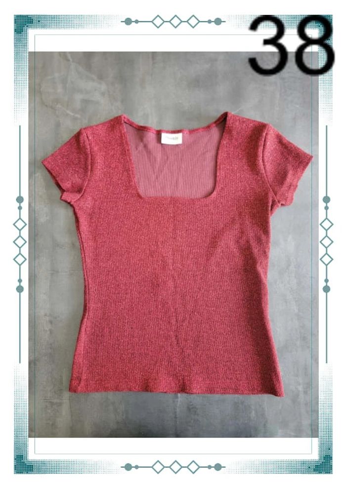 T-shirt manche courte / paillettes rouge / pimkie / M