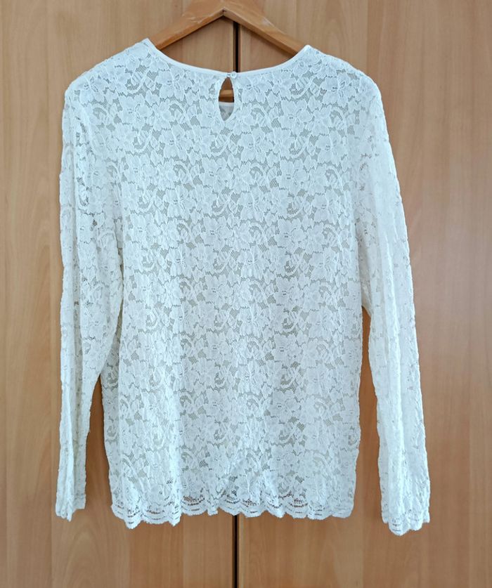 T shirt ivoire en dentelle a manches longues. La Boutique. Taille 44 - photo numéro 8