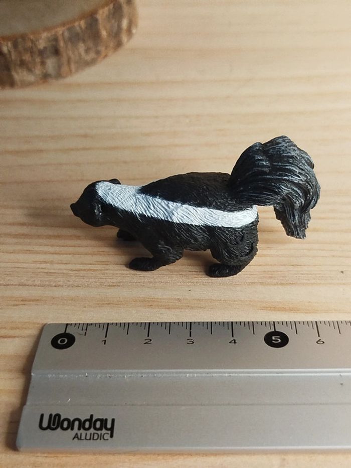 Mojo moufette Figurine Animal de la forêt - photo numéro 4