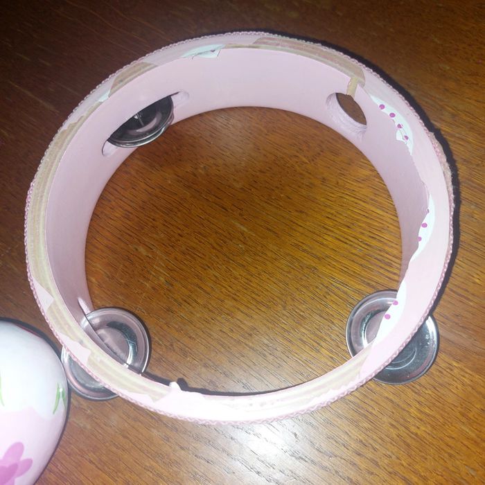 Maracasses et tambourin - photo numéro 4