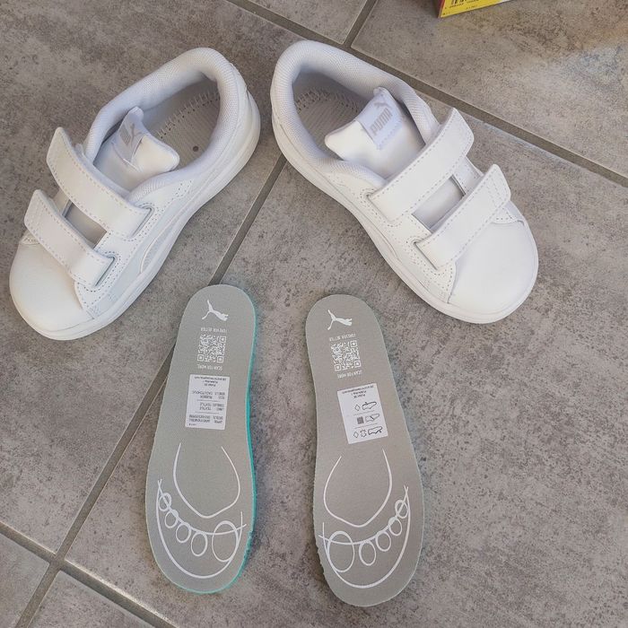 Baskets puma neuves blanches pointure 26 - photo numéro 5