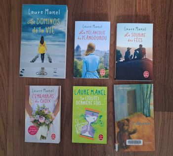 Lot de 5 romans de Laure Manel