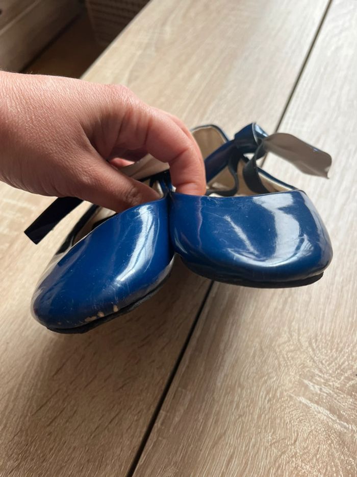 Ballerine avec noeud élastique sur le dessus taille 32 - photo numéro 2