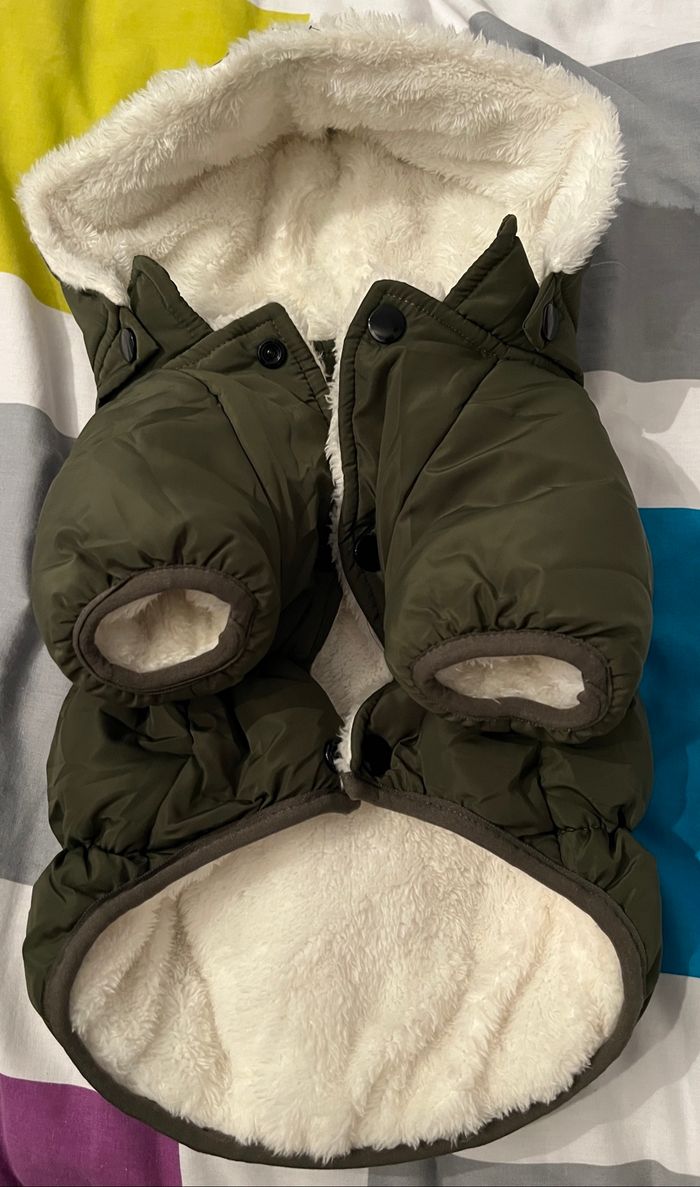Habit pour petit chien XS. Manteau pour chiens hiver - photo numéro 2