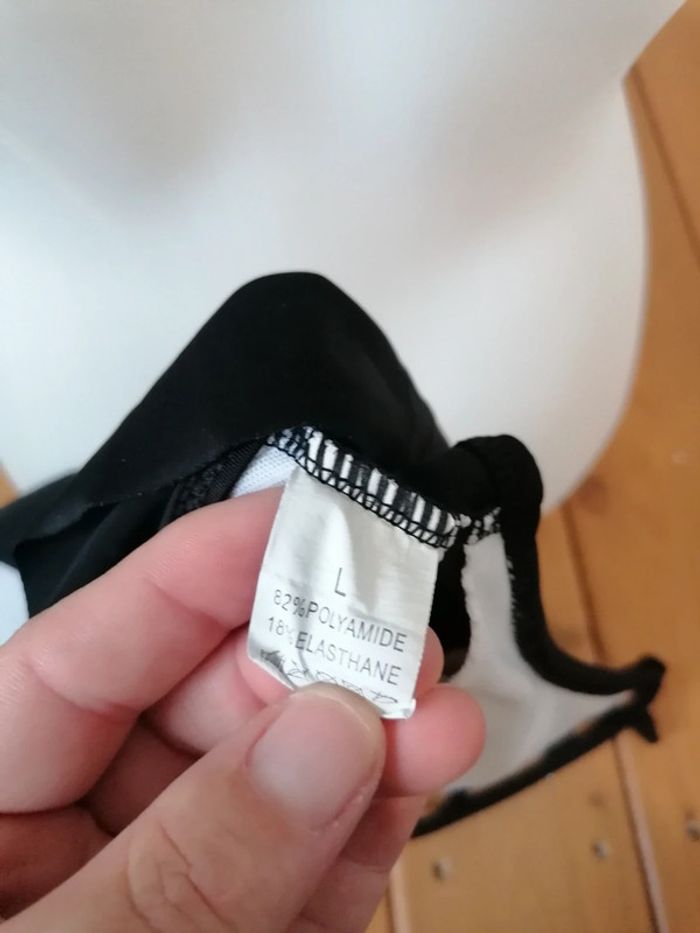 Haut de maillot de bain - photo numéro 3