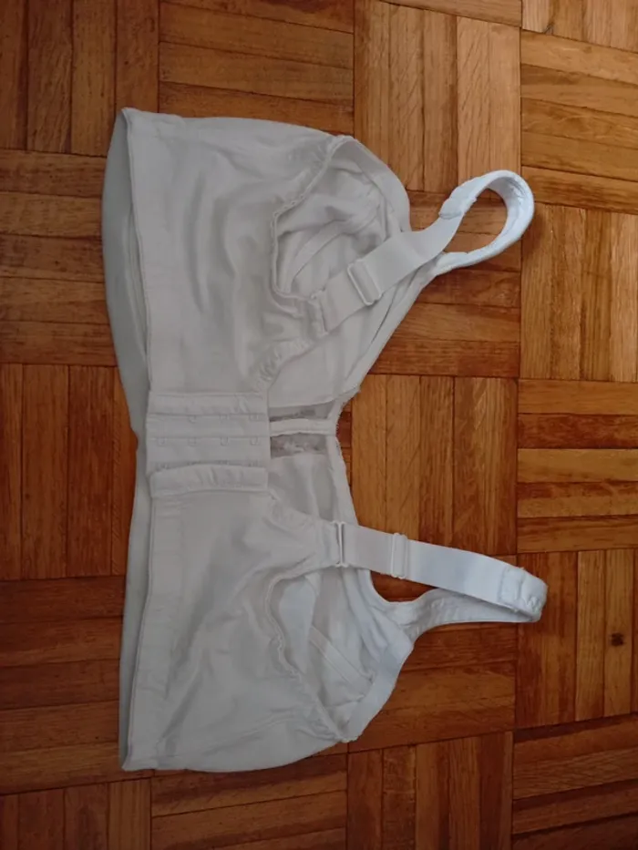 Soutien gorge - photo numéro 4