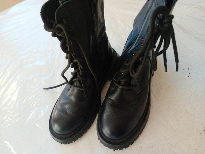 Bottes fille t.31 Zara - photo numéro 2