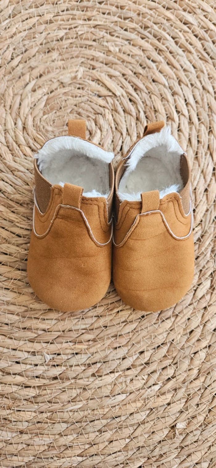 Paire de chausson anti dérapant taille 19 neuf - photo numéro 4