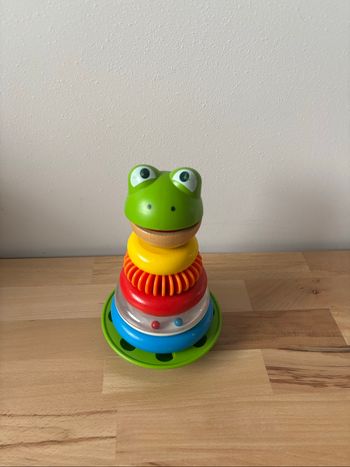 Grenouille à empiler