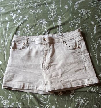 Short beige clair