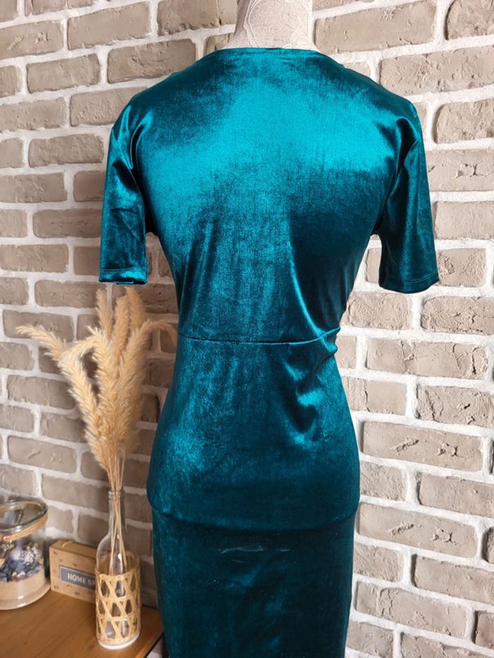 Robe en velours vert émeraude Zara - photo numéro 10
