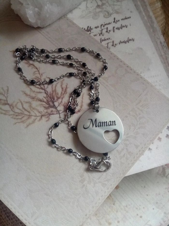 Collier maman 🤍.
