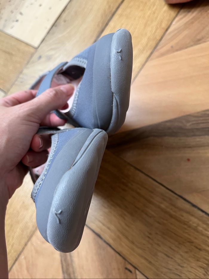 Chaussures sport sandales taille 33 - photo numéro 8