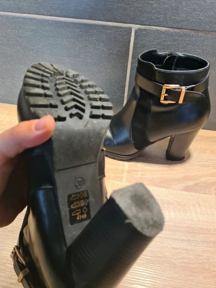 Bottines noires à talons taille 38 - photo numéro 13