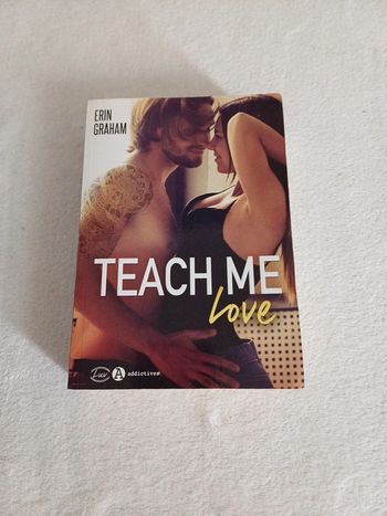 Livre Teach Me Love