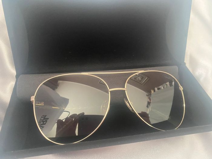 Lunette de soleil Roberto Cavalli - photo numéro 12