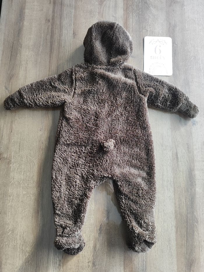 Combinaison bébé 6 mois (68cm) en peluche ours marron H&M - photo numéro 2