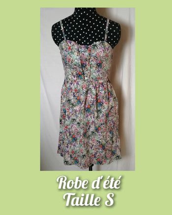 Robe d'été tropical multicolore à bretelles fleurs Taille S