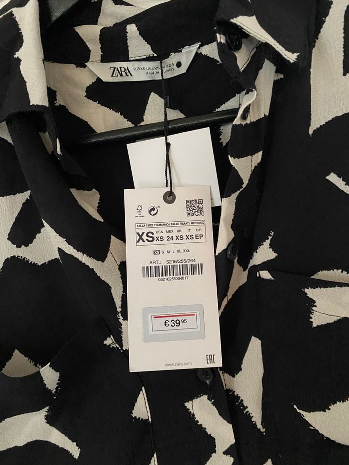 Robe zara XS neuve - photo numéro 3