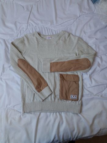 Pull TAO 14 ans
