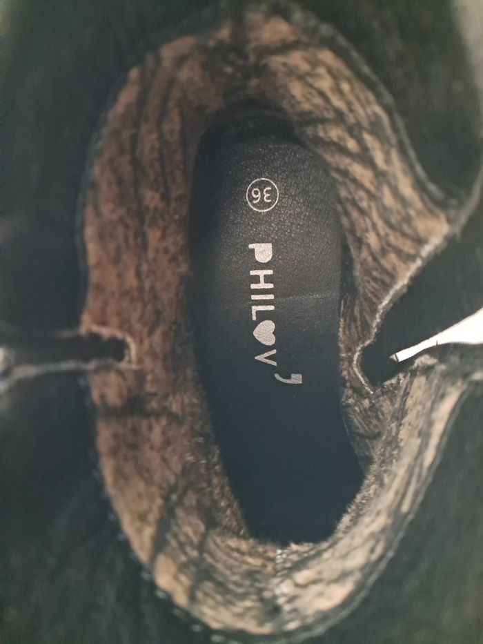 Bottines noires à boucles pointure 36 - photo numéro 4