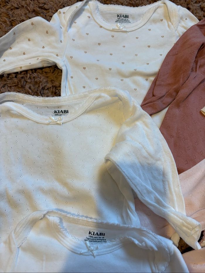 Lot bodys bébé fille 9 mois - photo numéro 3