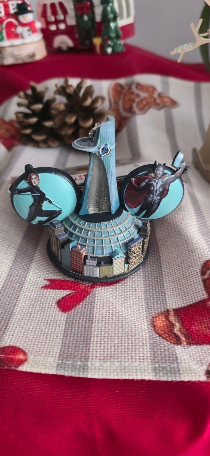Ornement Marvel Disney Store