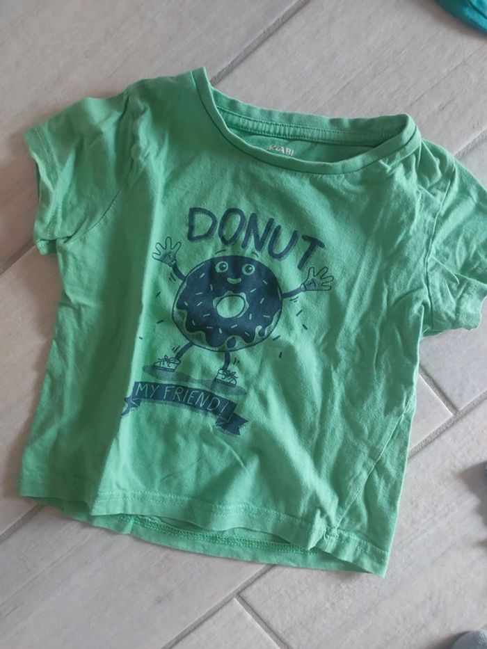 Lot de 8 t-shirts 36 mois (90-97 cm) très bon état - photo numéro 3