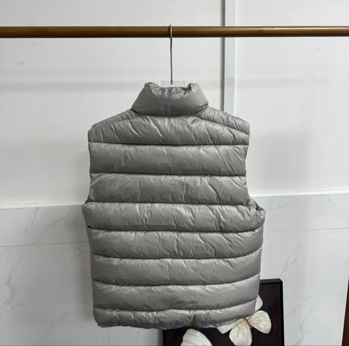 Doudoune sans manches grise (L) – Etat Neuf - photo numéro 2