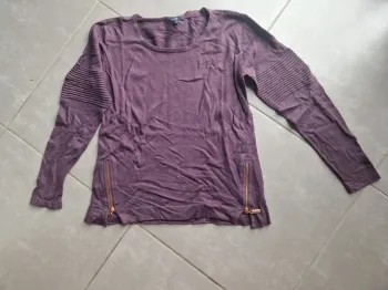 Pull violet 14 ans