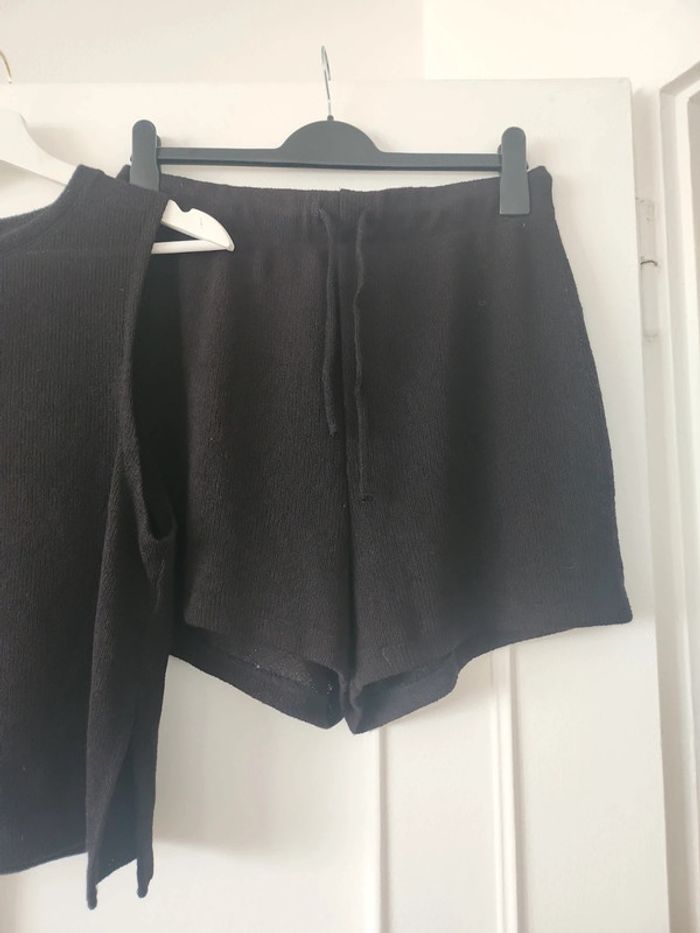 Ensemble haut et short H&M - photo numéro 3