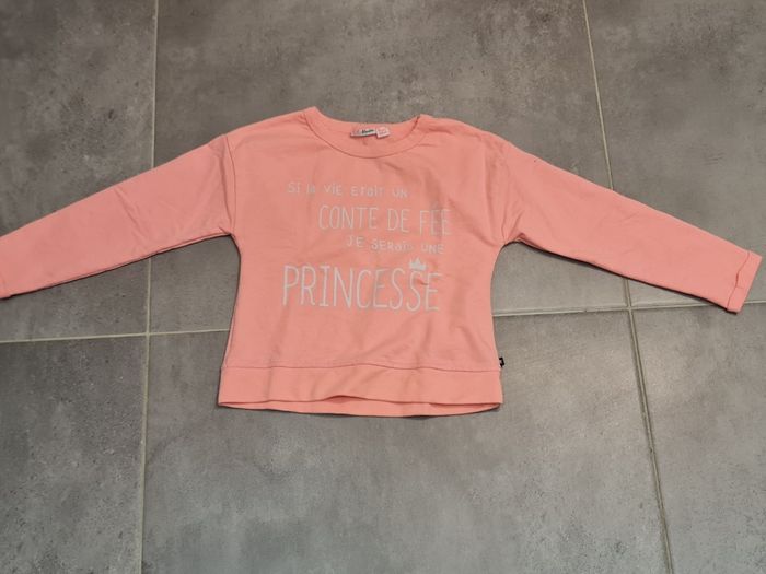 Sweat lili marelle 8 ans