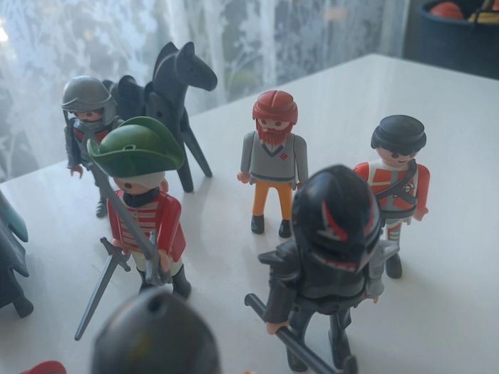 Lot personnage playmobil chevaliers et divers - photo numéro 5